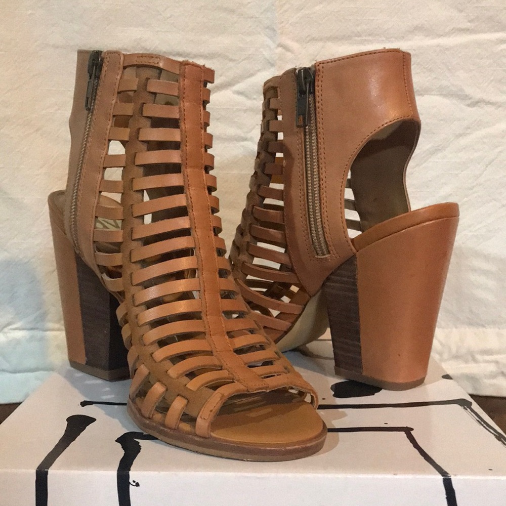 Dolce Vita Pinko Honey leather gladiator heels. Size 7.5.